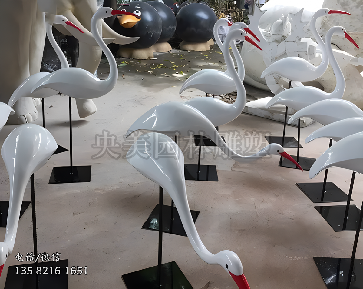 玻璃钢抽象仙鹤艺术摆件
