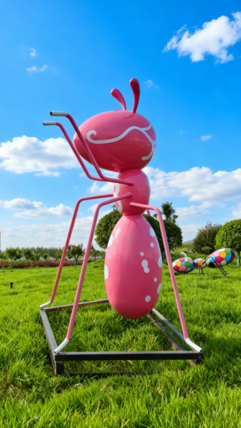 玻璃钢蚂蚁雕塑 (8)