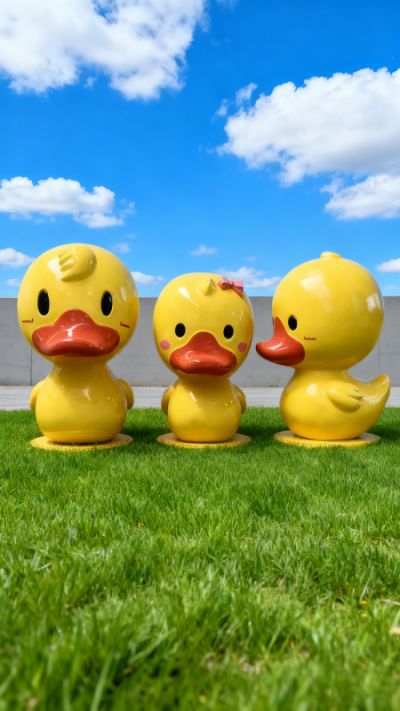 玻璃钢小黄鸭雕塑 (6)