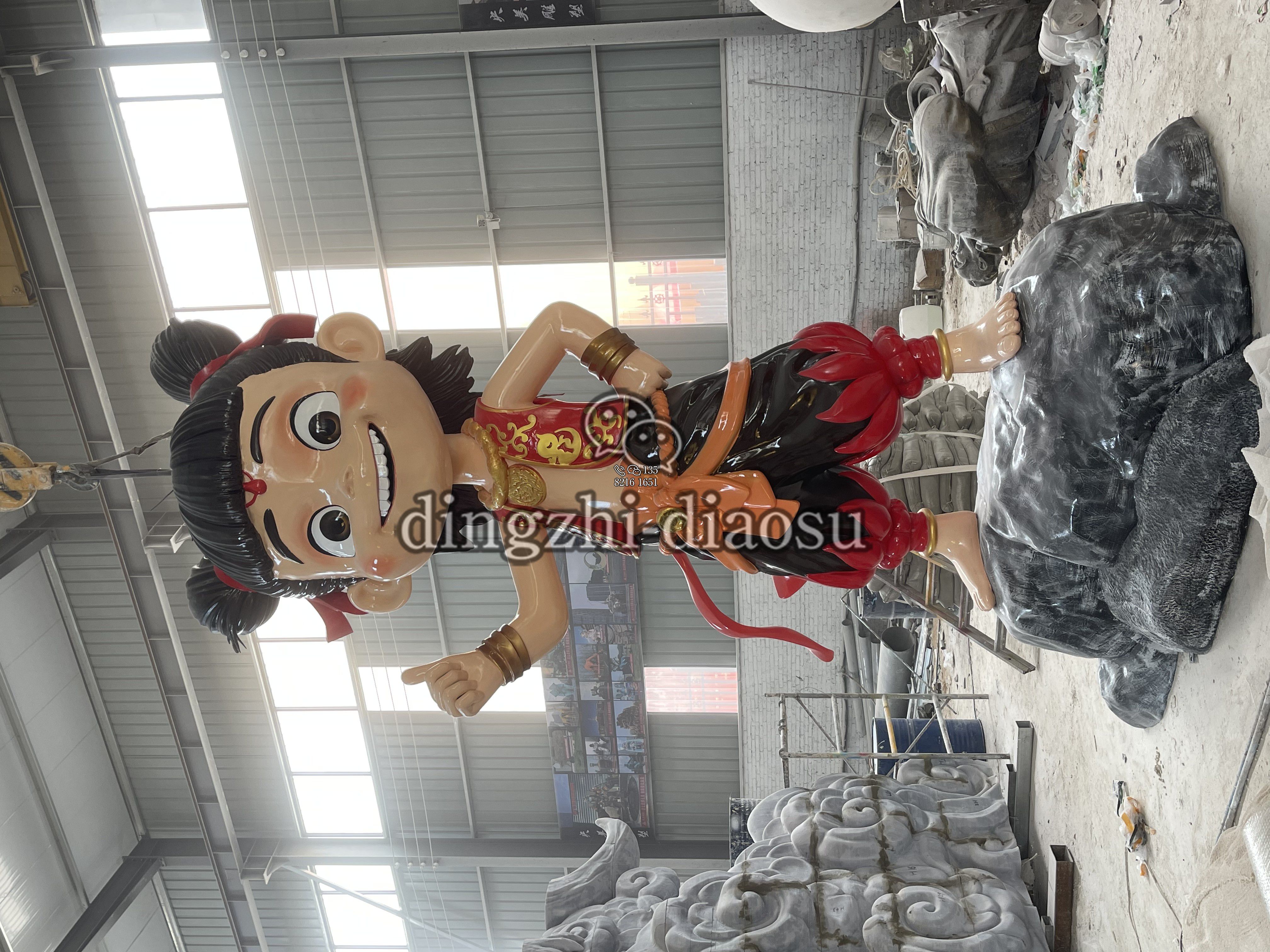 4.5米哪吒玻璃钢雕塑