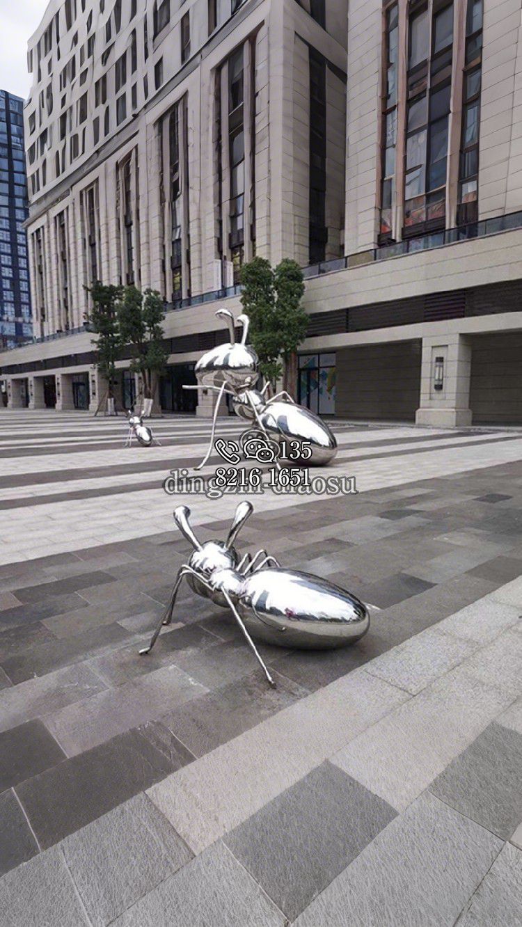 ~蚂蚁不锈钢雕塑