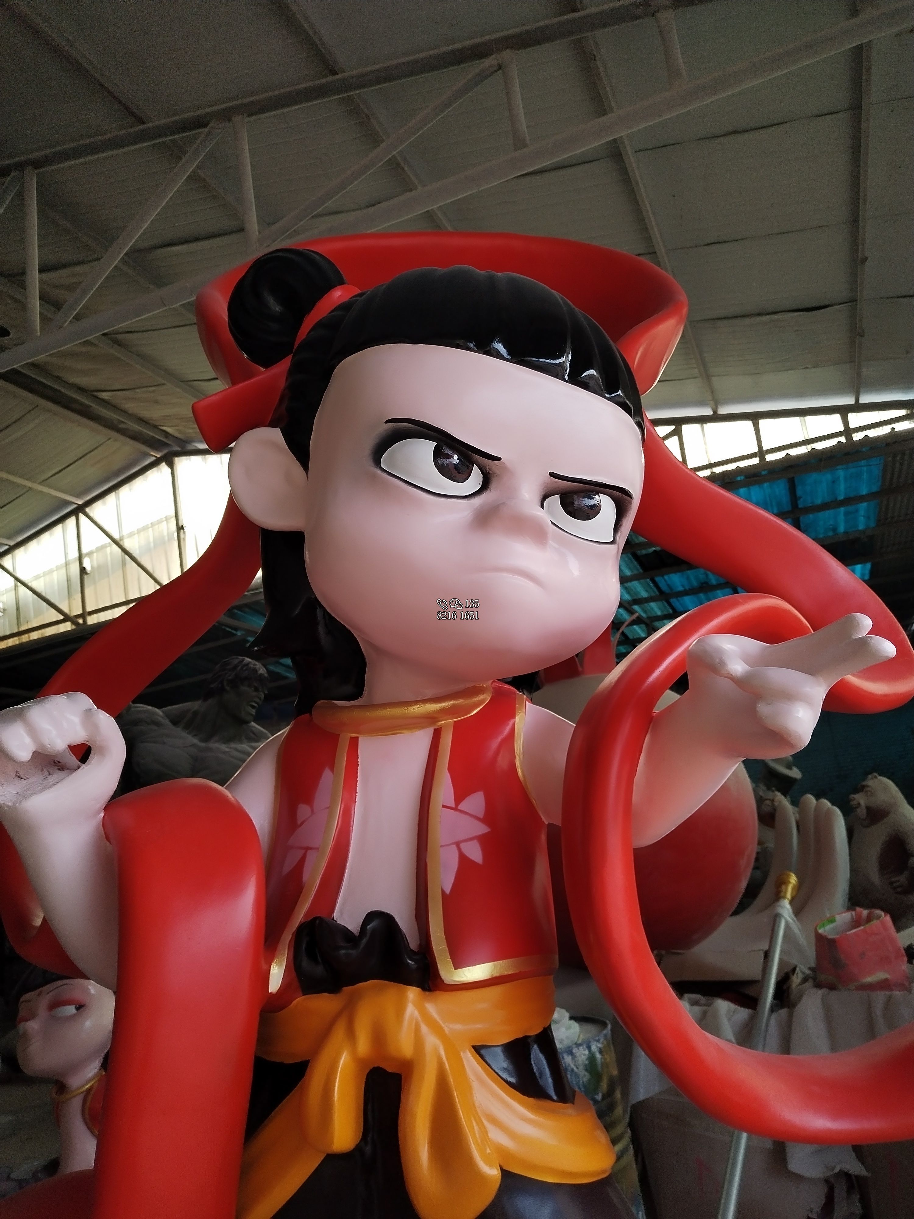 3米飘带哪吒玻璃钢雕塑