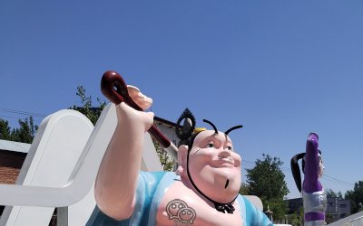 惊艳！2.5米玻璃钢太乙雕塑震撼登场