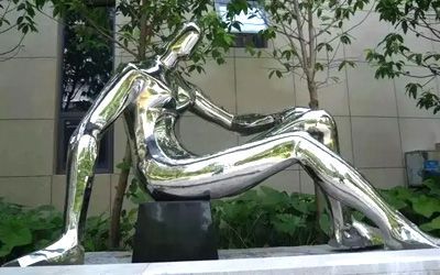 不锈钢抽象人物雕塑